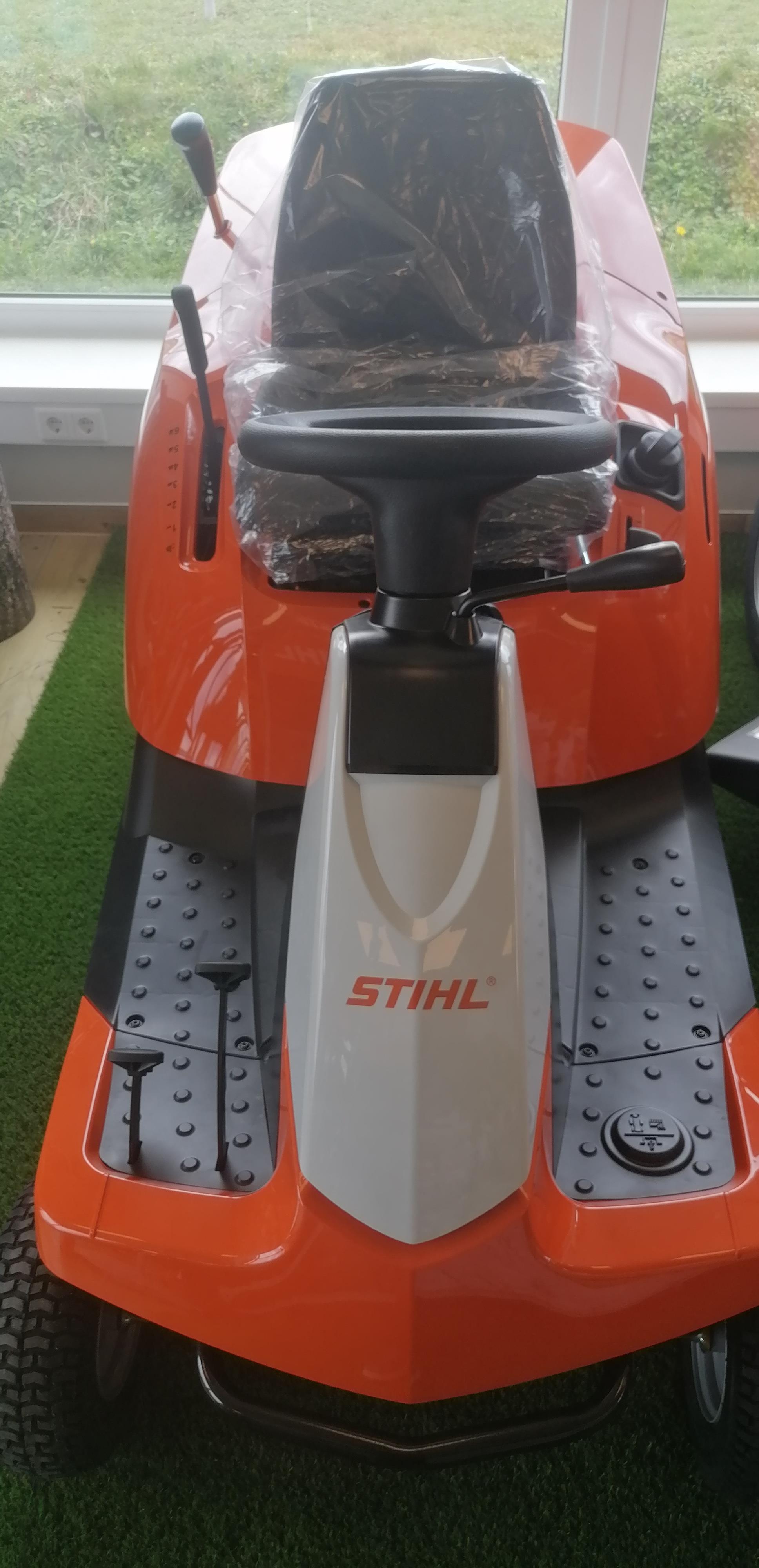 STIHL RT 4082 Aufsitzmäher